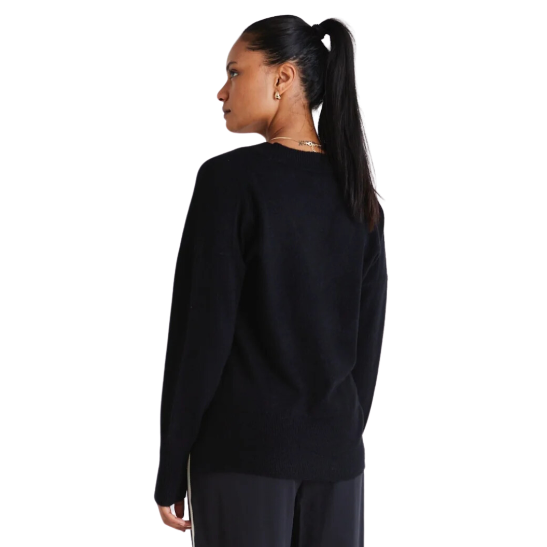 Quinn Black V Neck Fine Knit Jumper