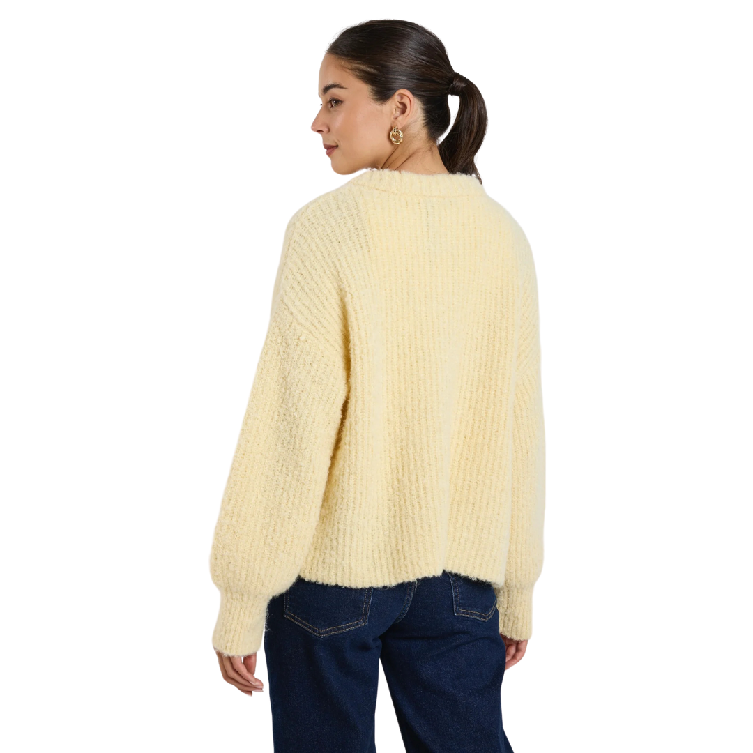 Teddy Butter Chunky Crewneck Boucle Knit Cardigan