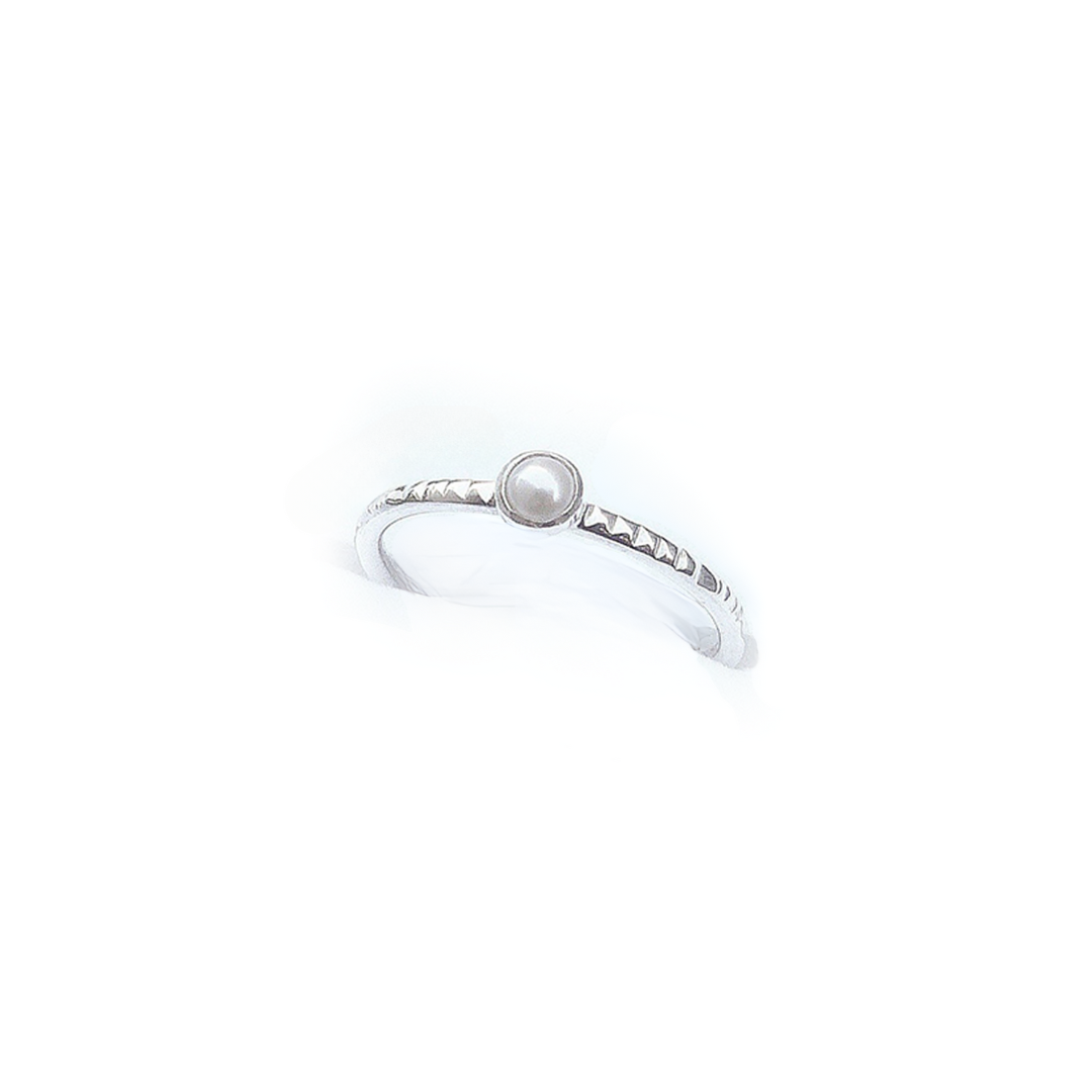 Indah Pearl Ring - Silver