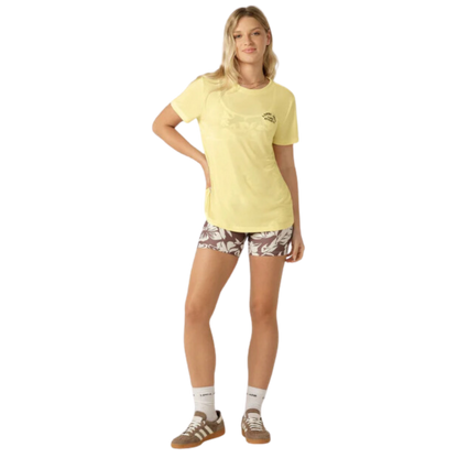 Lotus T-Shirt - Lemon Cream