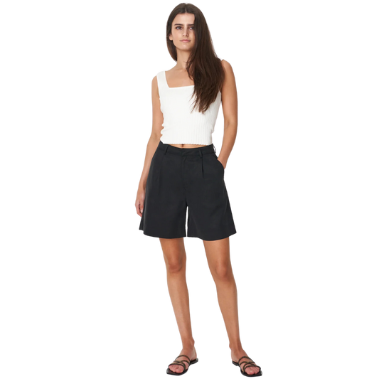 Pleat Short - Black