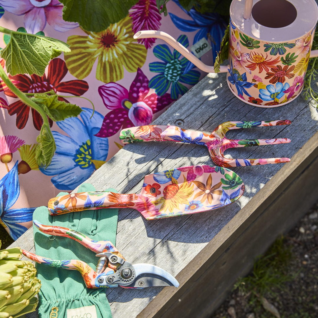 Follow The Sun Yellow Garden Tools and Gloves Set One Size